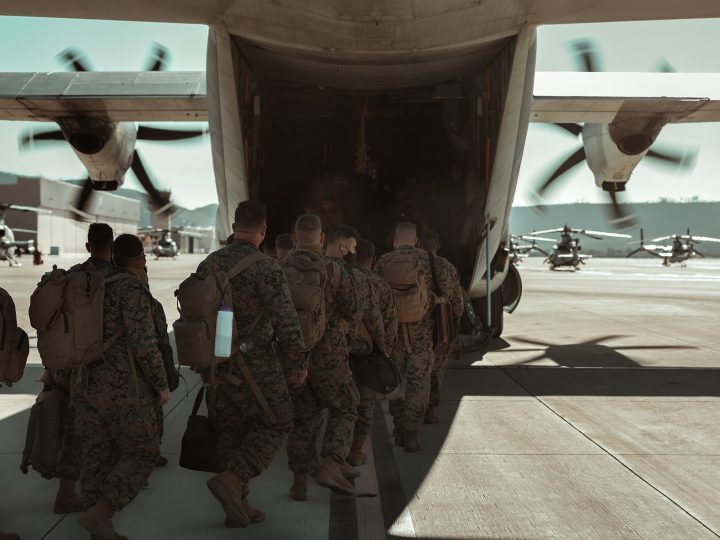 soldiers boarding plane for deployment