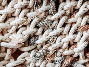 complicated web of ropes