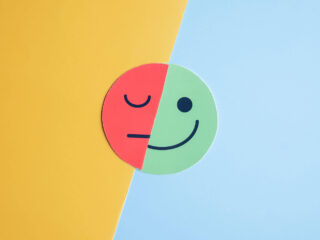 happy face and sad face icons